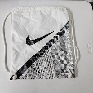 Nike Drawstring Bag Gym Sack Sport Backpack Lightweight Black White